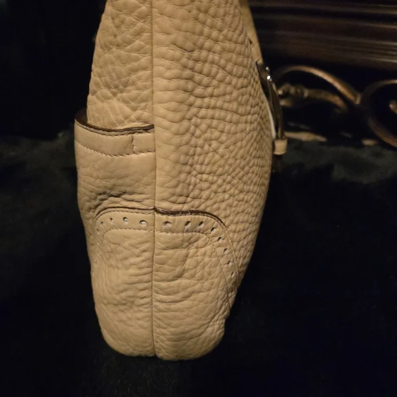 Coach Vintage Tan Pebble Leather Hobo Bag #5054 - Picture 4 of 15